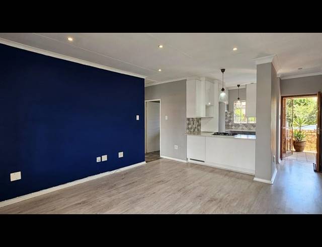 2 BEDROOM TOWNHOUSE FOR SALE IN NEW REDRUTH